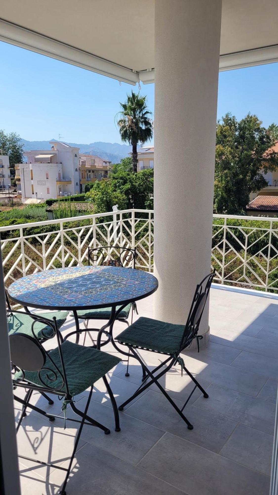 Recanati Seaside Apartment Giardini Naxos Eksteriør bilde
