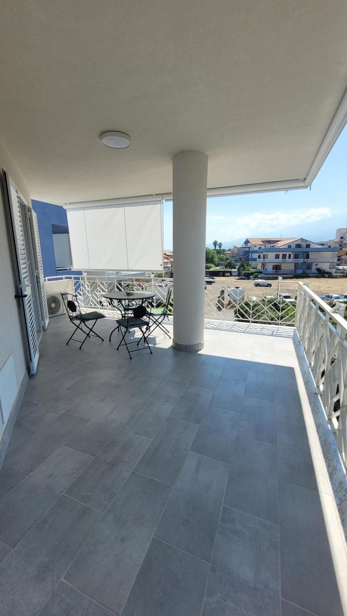 Recanati Seaside Apartment Giardini Naxos Eksteriør bilde